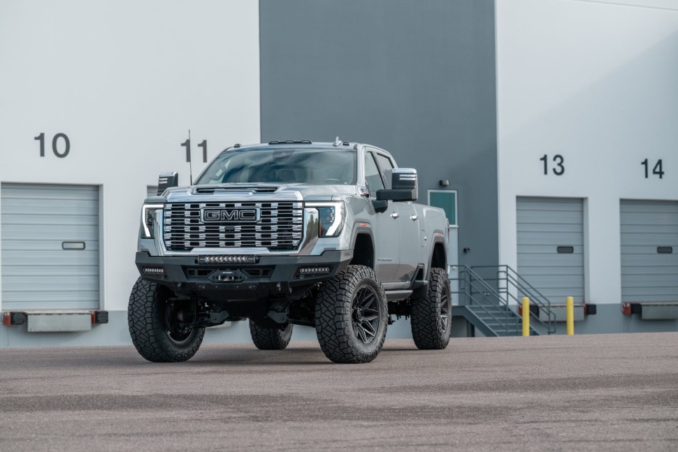 Передний бампер под лебёдку GMC Sierra 2500/3500 24-25 Addictive Desert Designs F730335070103