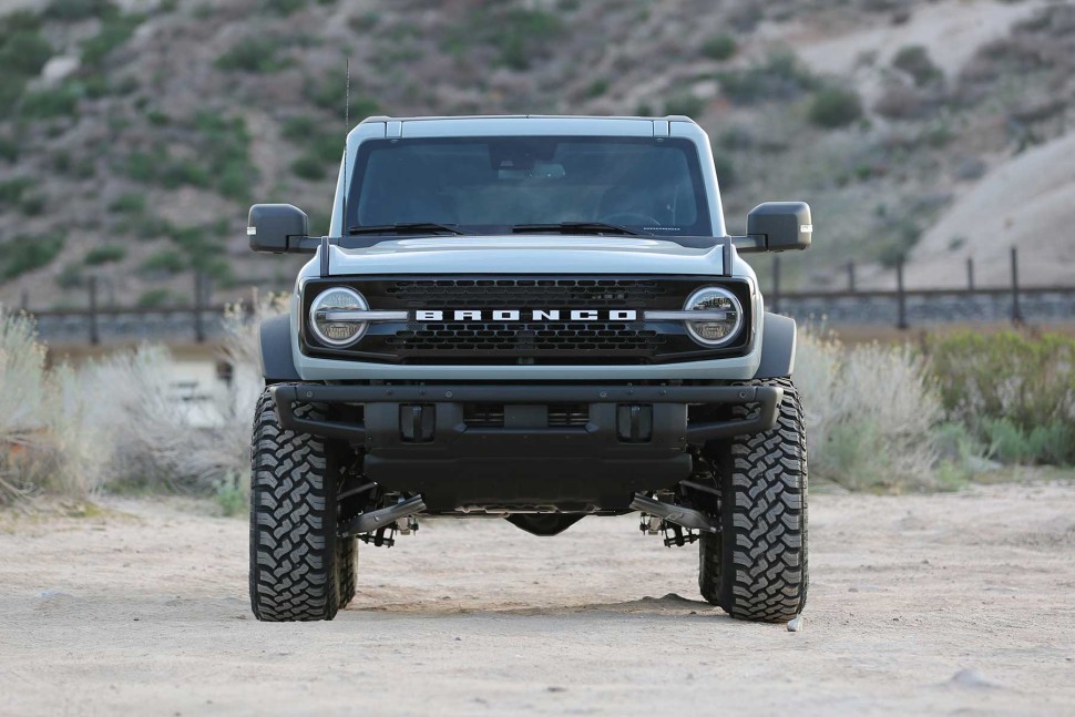 Ліфт-комплект підвіски Ford Bronco 21-26 Lift 4" Fabtech K2390DL