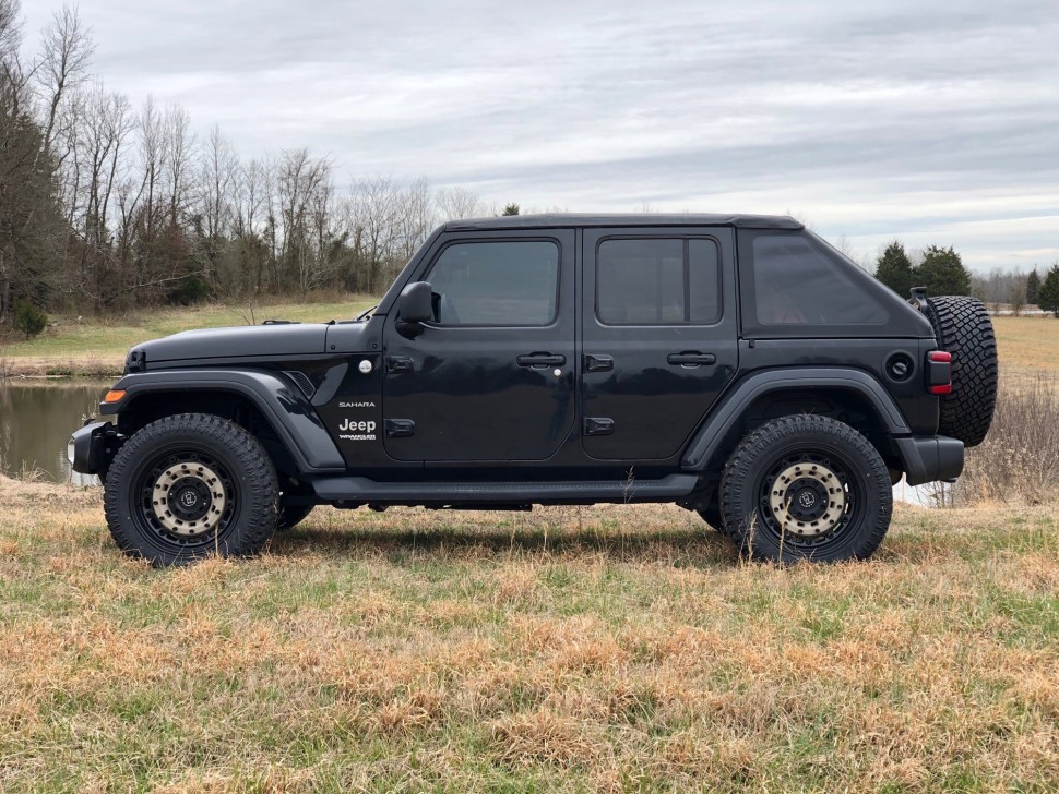 Black Rhino 1795ARS-80035D78 Arsenal Wheel Sand On Black 17x9.5 -18