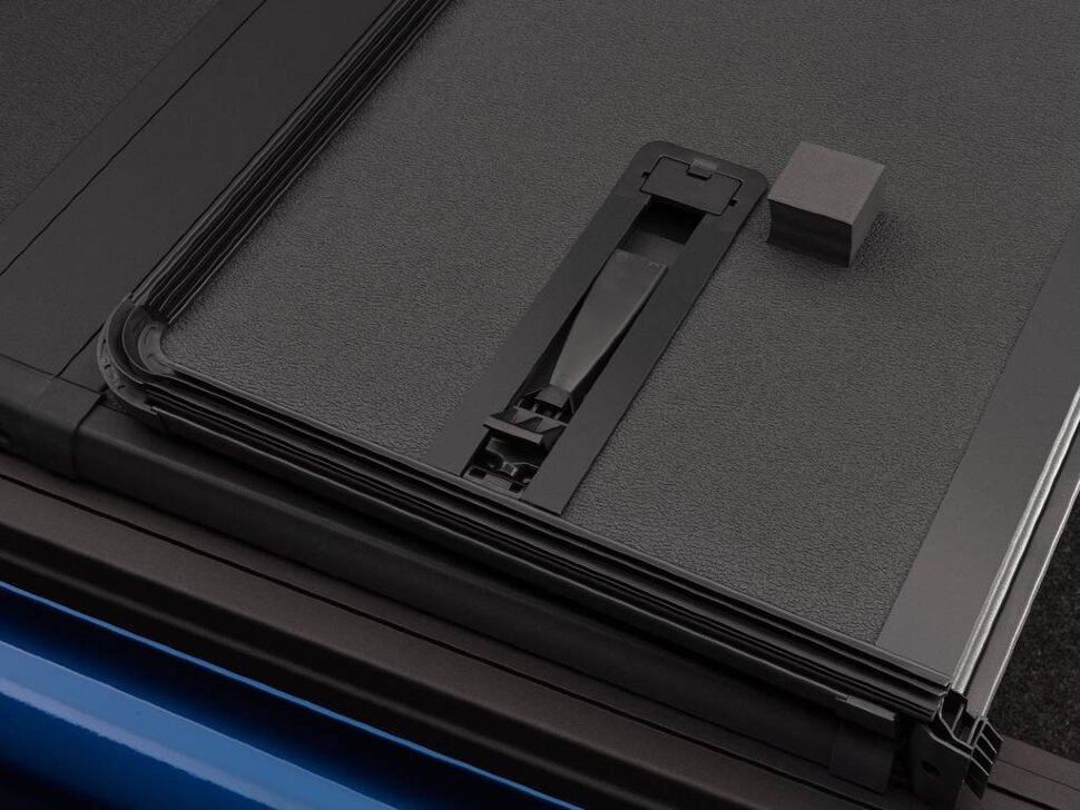 Крышка багажника складная Chevrolet Silverado/GMC Sierra 1500 19-25 8' Solid Fold Toolbox 2.0 Extang 84458