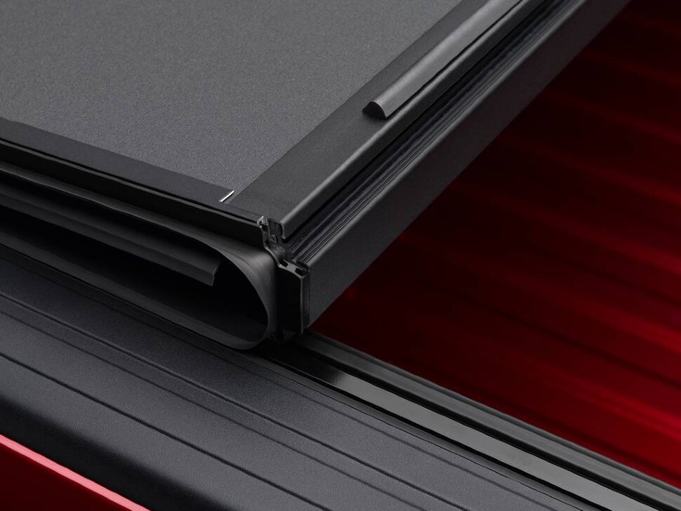 BAK 448426 MX4 Hard Folding Tonneau Cover Toyota Tacoma 16-23 5'1"