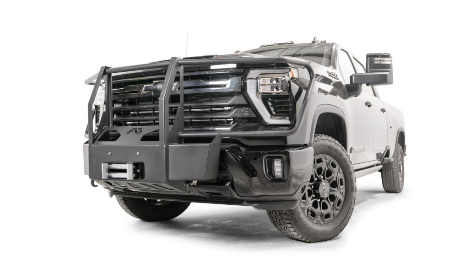 Крепление для лебёдки с защитной дугой Chevrolet Silverado 2500/3500 24-25 Fab Fours CH24-N6170-1