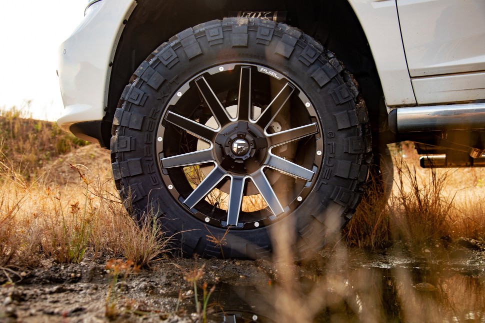 Всесезонная шина Fuel Offroad Gripper X/T 33x12.5 R20 RFXT331250R20XL