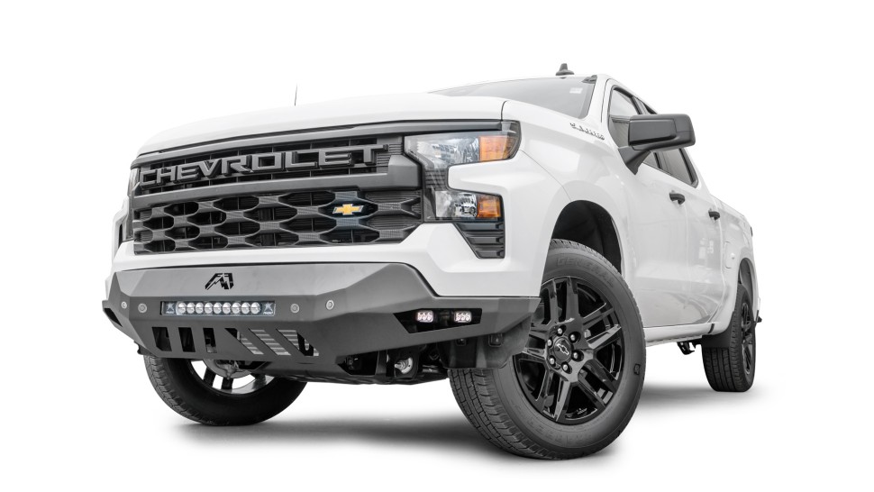 Передний бампер Chevrolet Silverado 1500 22-26 Vengeance Fab Fours CS22-D5651-1