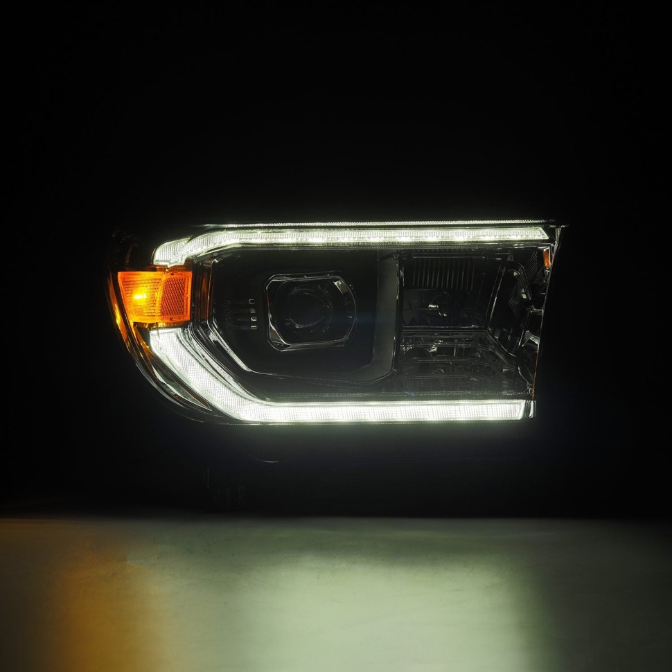 Комплект передних Led фар Toyota Tundra/Sequoia 07-17 LUXX-Series AlphaRex 880824