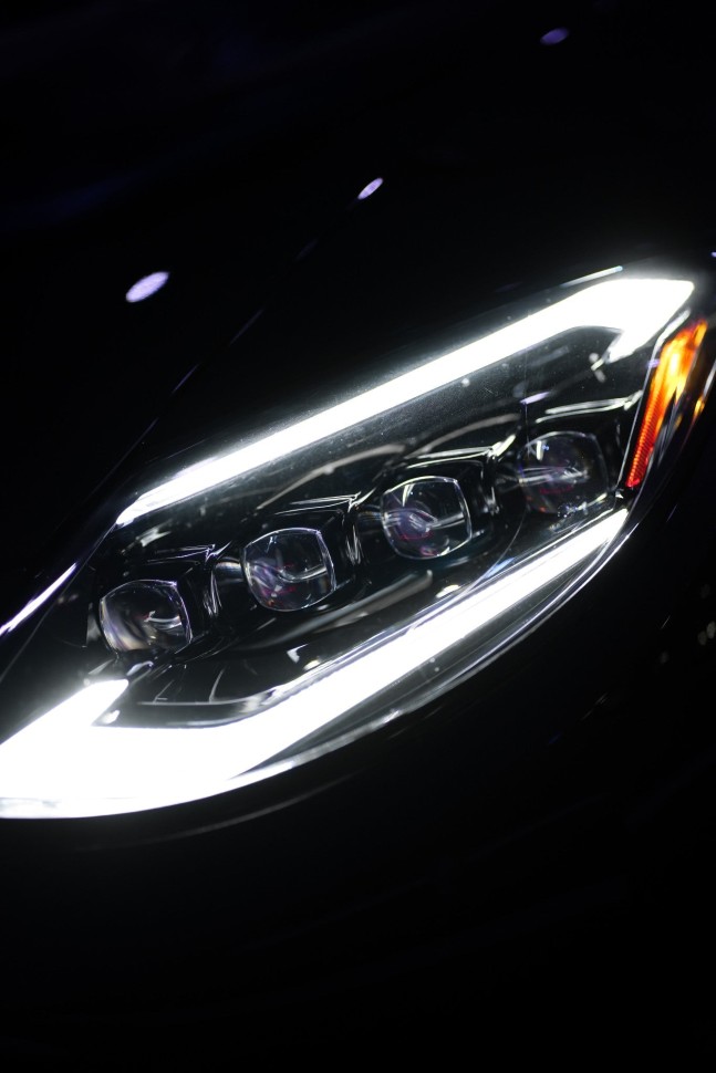 Комплект передних Led фар Nissan Z 23-25 NOVA-Series AlphaRex 880494