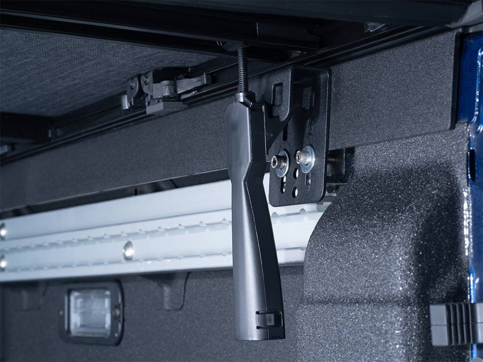 Крышка багажника складная мягкая Nissan Frontier 22-25 5' Trifecta Signature 2.0 Extang 94961