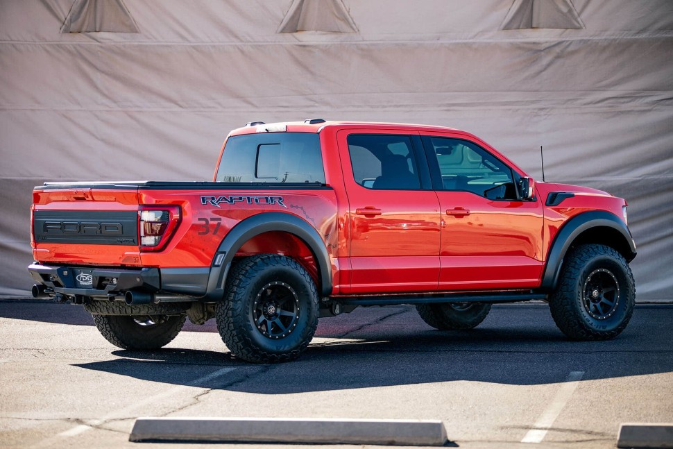 Задний бампер Ford F-150 Raptor/Raptor R 21-25 Addictive Desert Designs R210081090103
