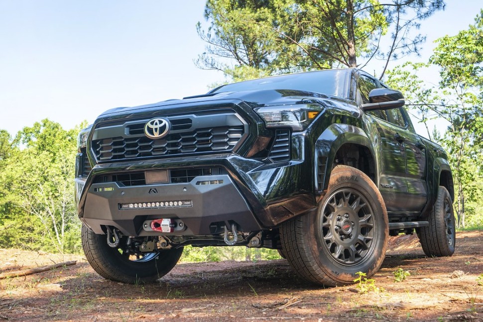 Крепление для лебёдки Toyota Tacoma 24-26 Fab Fours TT24-N6351-1
