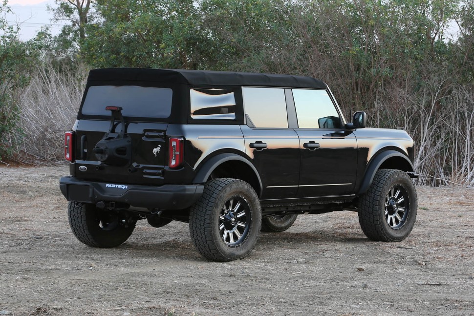 Ліфт-комплект підвіски Ford Bronco 21-26 Lift 4" Fabtech K2424