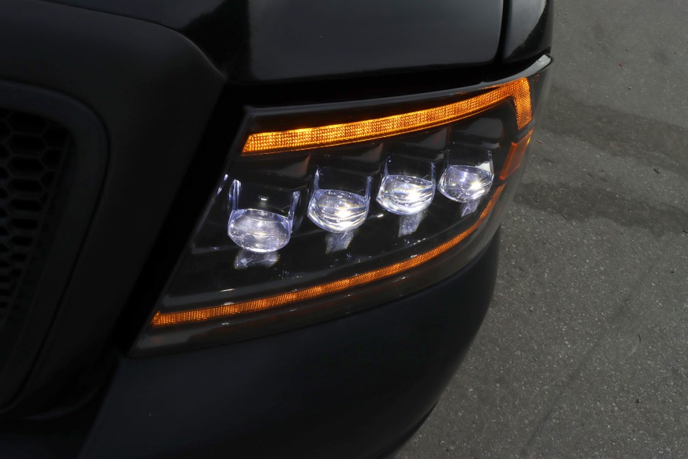 Комплект передних Led фар Ford F-150/Lincoln Mark LT 04-08 NOVA-Series AlphaRex 880129