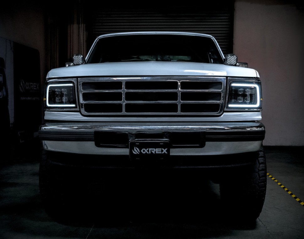 Комплект передних Led фар Ford F-150/F-250/F-350/Bronco 92-96 NOVA-Series AlphaRex 880299