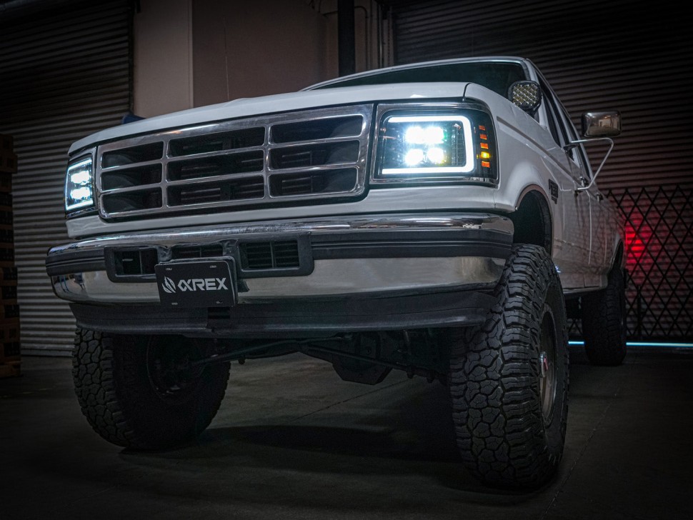 Комплект передних Led фар Ford F-150/F-250/F-350/Bronco 92-96 NOVA-Series AlphaRex 880299