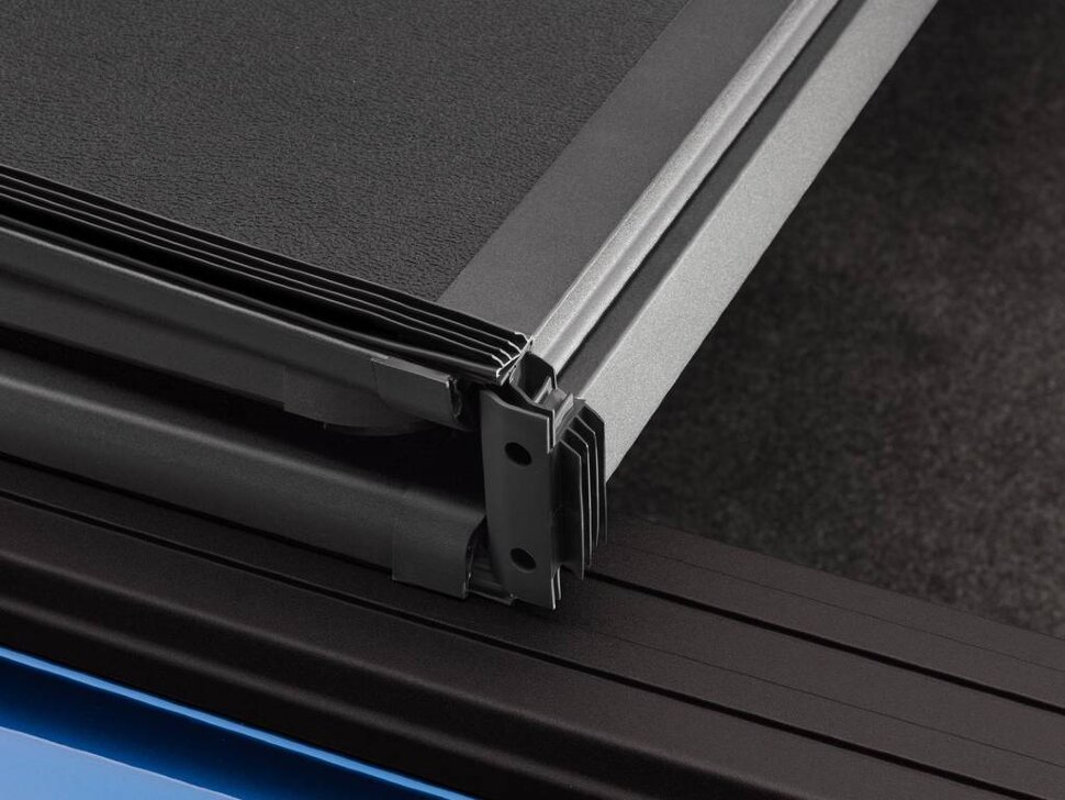 Кришка багажника складана Ford F-150 21-25 6'7" Solid Fold Toolbox 2.0 Extang 84703