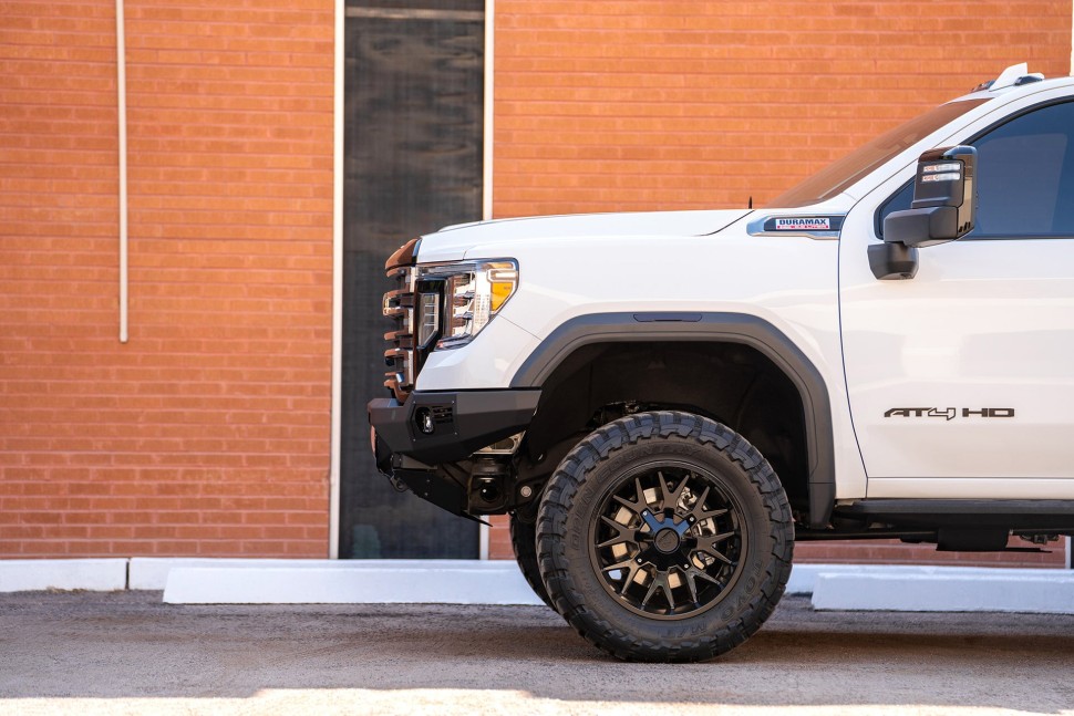 Передний бампер GMC Sierra 2500/3500 20-23 Addictive Desert Designs F460014110103