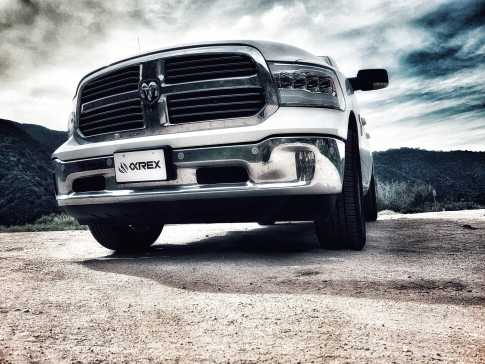 Комплект передніх Led фар Dodge Ram 1500/2500/3500/4500/5500 09-18 NOVA-Series AlphaRex 880591