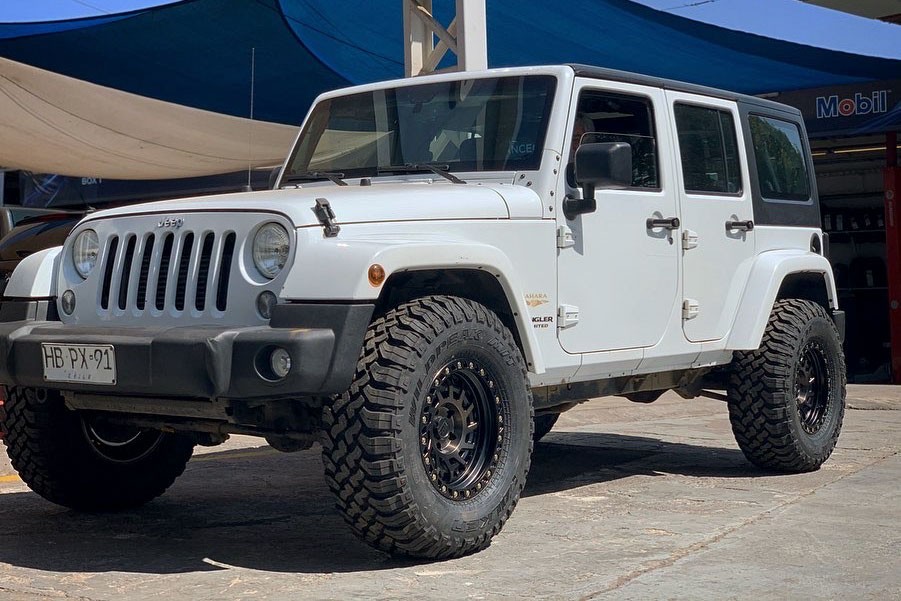 Black Rhino 1790SHD-85114M71 Shredder Wheel Matte Black W/Machined Dark Tint 17x9 -18